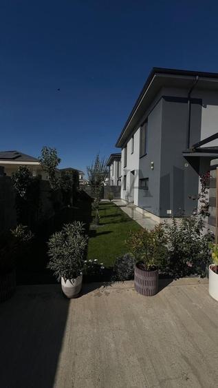 Casă individuală cu 5 camere cu Canalizare în Chișoda