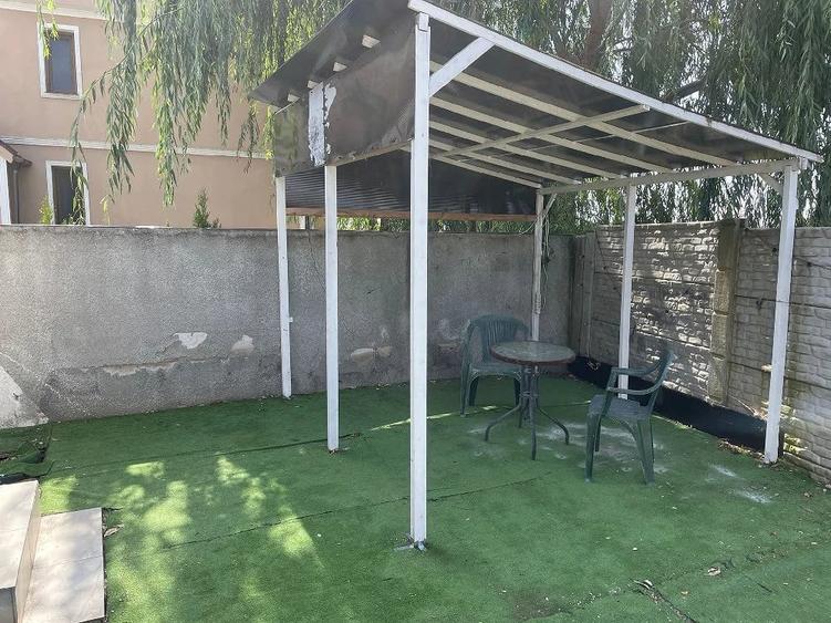 Casă cu Teren 350 Mp în Central