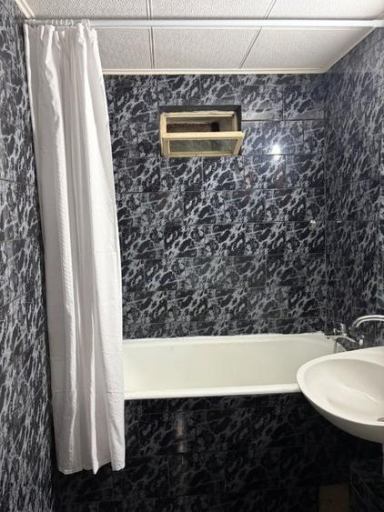 Apartament cu 3 camere decomandat în Rogerius