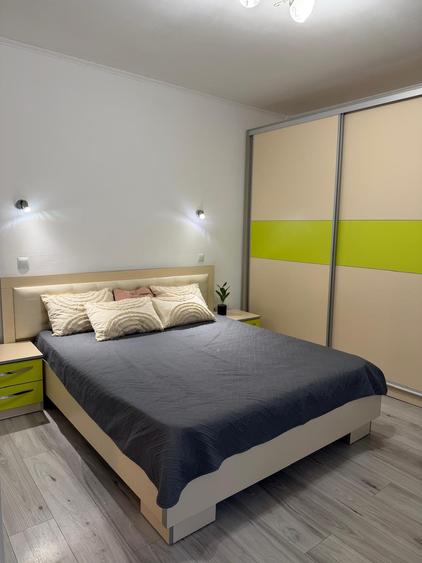 Apartament cu 2 camere semidecomandat în Florești