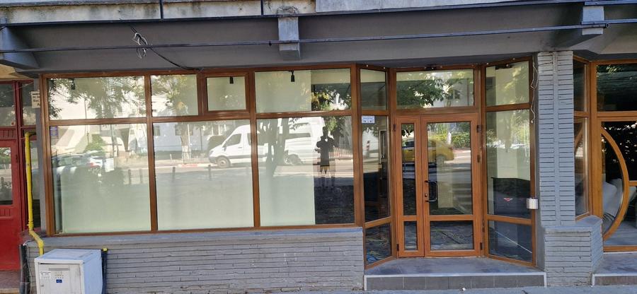 Spațiu comercial, de 70 mp, în Central