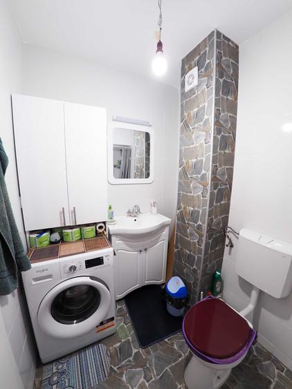 Apartament cu 2 camere decomandat în Apahida