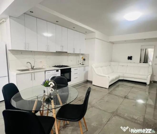 Apartament cu 2 camere semidecomandat în Rădăuți