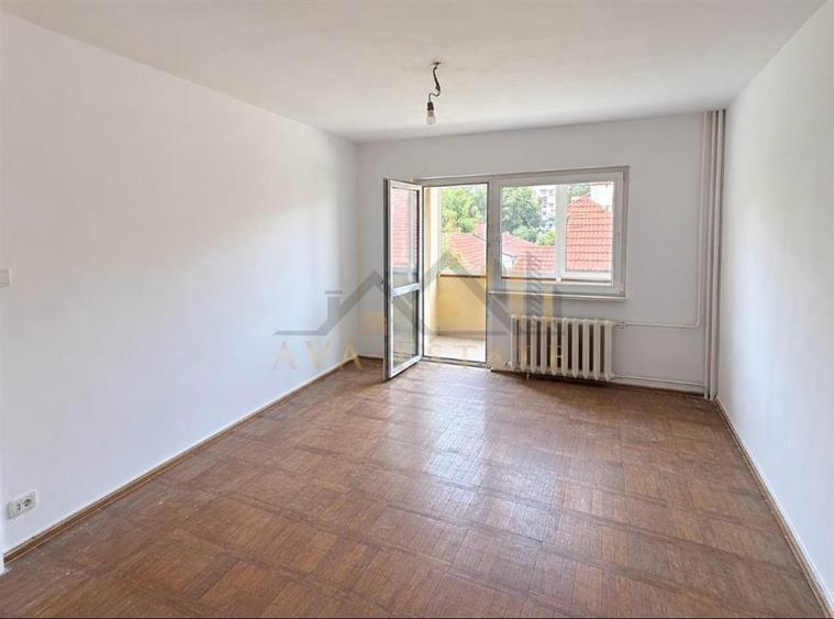 Apartament cu 2 camere decomandat în Șagului