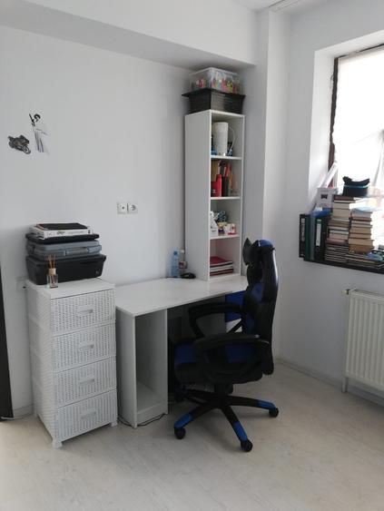 Apartament cu 2 camere semidecomandat, mobilat în Centura Nord