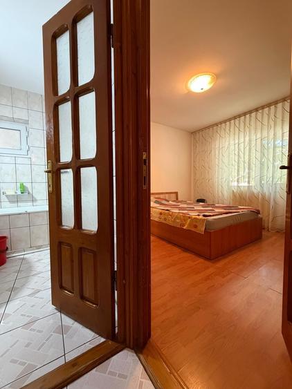 Apartament cu 2 camere decomandat în Piața Centrală