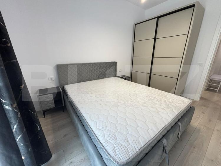 Apartament cu 2 camere semidecomandat, mobilat în Baza 3
