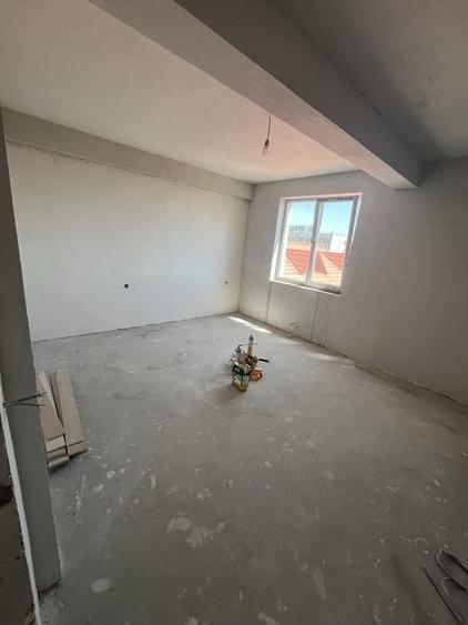 Apartament cu 2 camere decomandat în Brătianu
