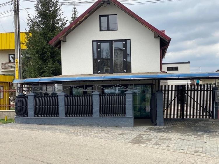 Spațiu comercial, de 400 mp, în Central