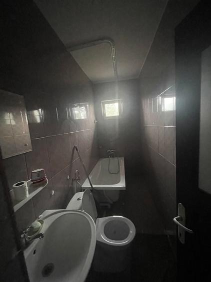 Apartament cu 2 camere nedecomandat în Șcheia