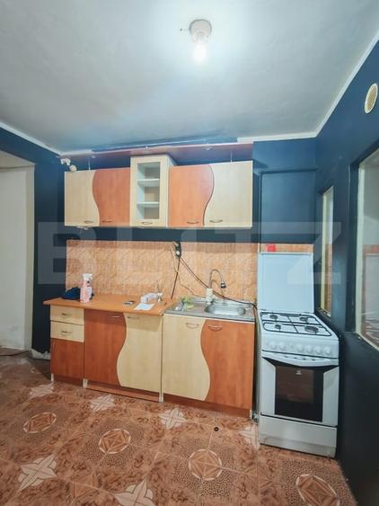 Apartament cu 2 camere semidecomandat, mobilat în Nord-Vest