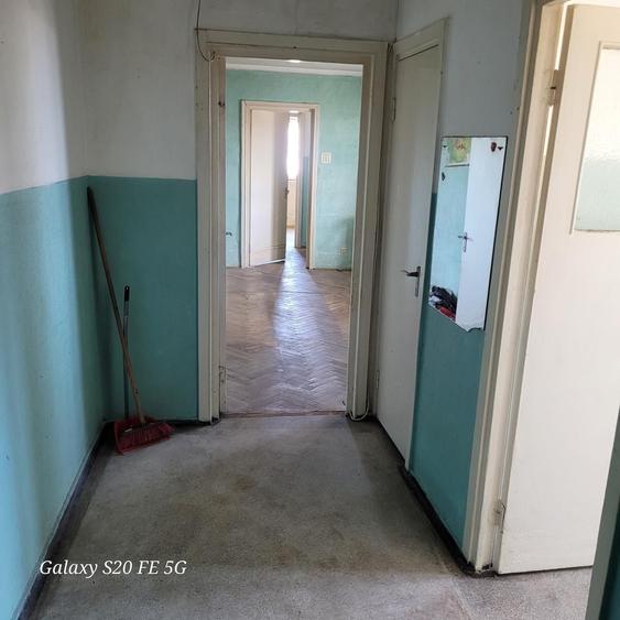 Apartament cu 2 camere semidecomandat în Tătărași