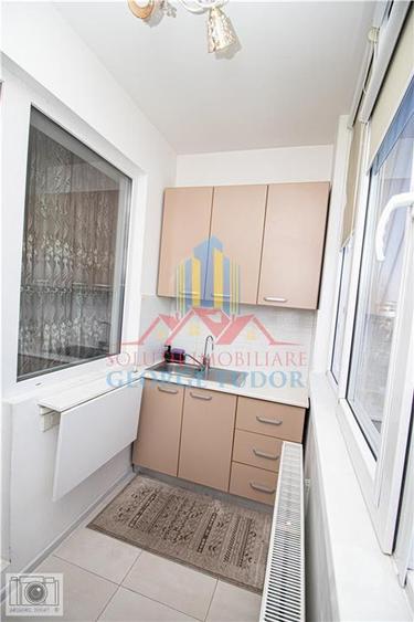 Apartament cu 2 camere semidecomandat, mobilat în Chiajna