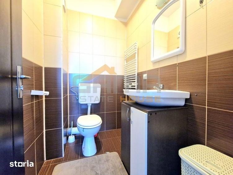 Apartament cu 3 camere în Intim