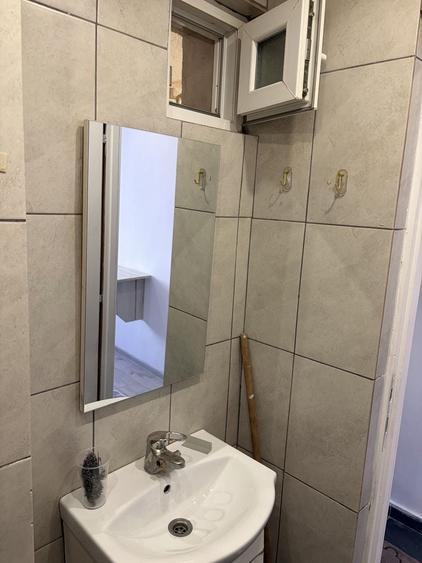 Garsonieră decomandată în Exterior Vest