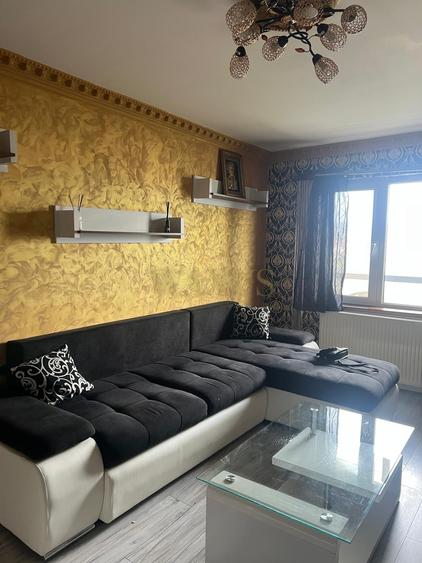 Apartament cu 3 camere decomandat, mobilat în Unirea