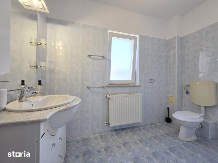 Casă cu 3 camere cu Teren 200 Mp în Central