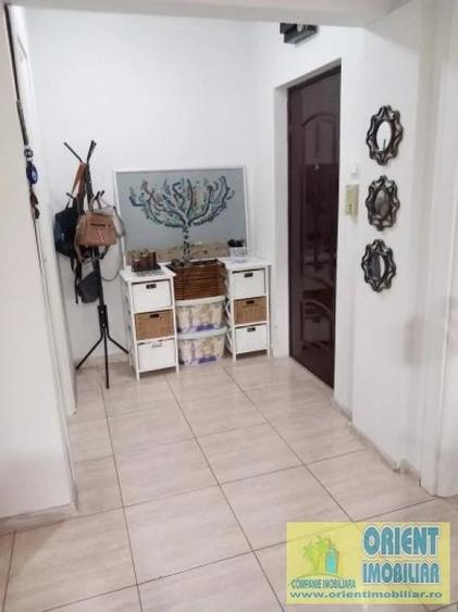 Apartament cu 2 camere decomandat în Dacia