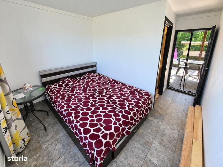 Casă cu 2 camere în Odaia Manolache