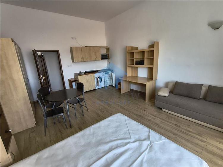 Apartament 1 camera, UMF - 5