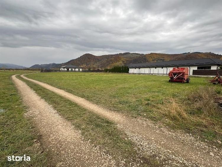 Teren Construcții intravilan de 1111 mp, în Central