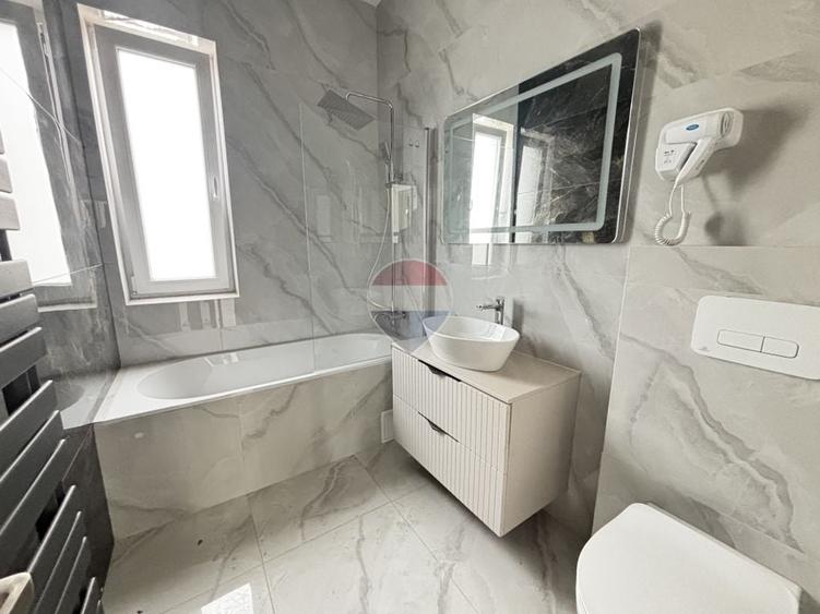 Casă individuală cu 3 camere cu Teren 385 Mp în Domnești