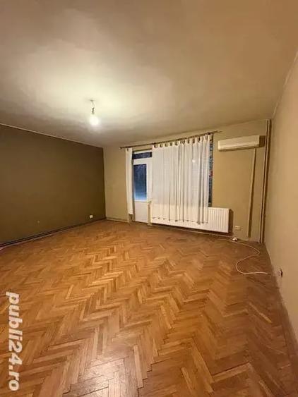 Apartament cu 3 camere decomandat în Malul Mureșului