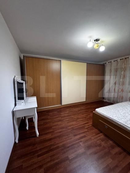 Apartament cu 3 camere decomandat, mobilat în Câmpia Turzii