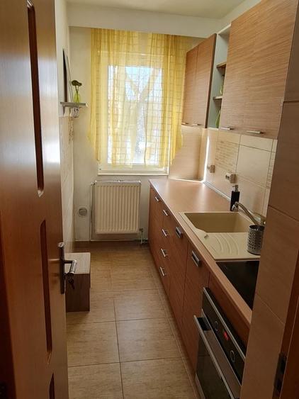 Apartament cu 2 camere semidecomandat în Exterior Vest