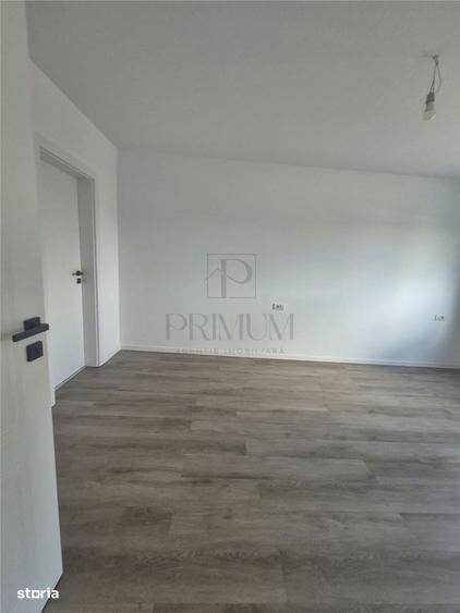 Casă cu 4 camere în Moșnița Veche