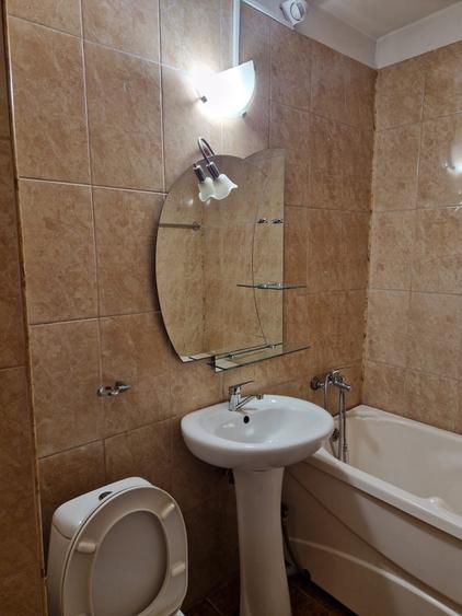 Garsonieră decomandată în Central