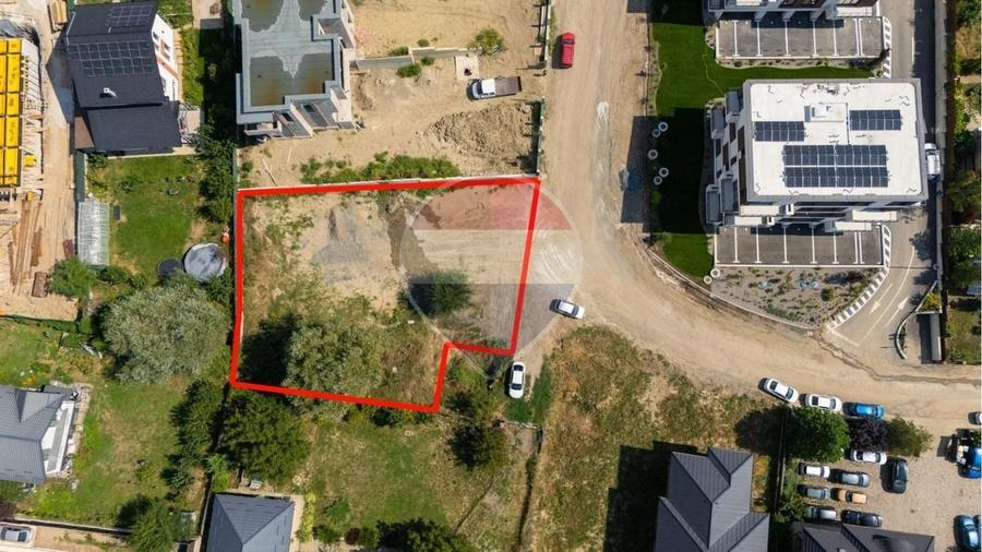 Teren Construcții intravilan de 925 mp, în Păcurari