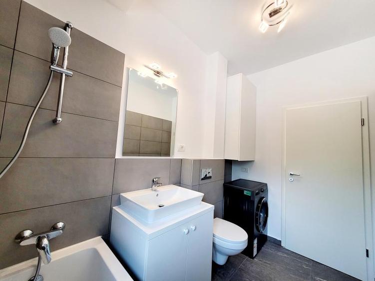 Apartament cu 2 camere decomandat în Dumbrăvița