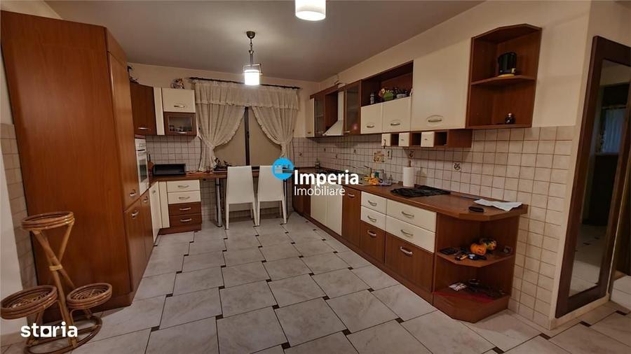 Casă cu 4 camere în Bârnova