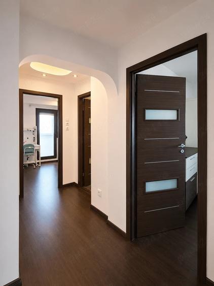 Apartament cu 3 camere semidecomandat, mobilat în Basarab