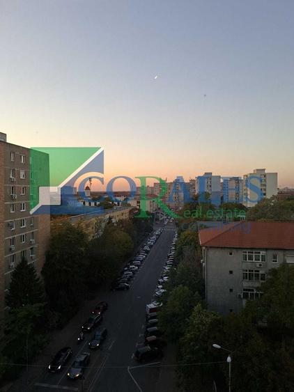 Apartament cu 3 camere decomandat, mobilat în Circumvalațiunii