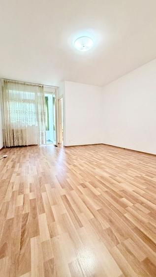 Garsonieră semidecomandată în Berceni