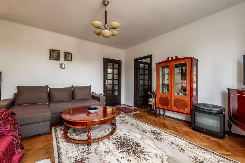Apartament cu 2 camere semidecomandat în Ultracentral