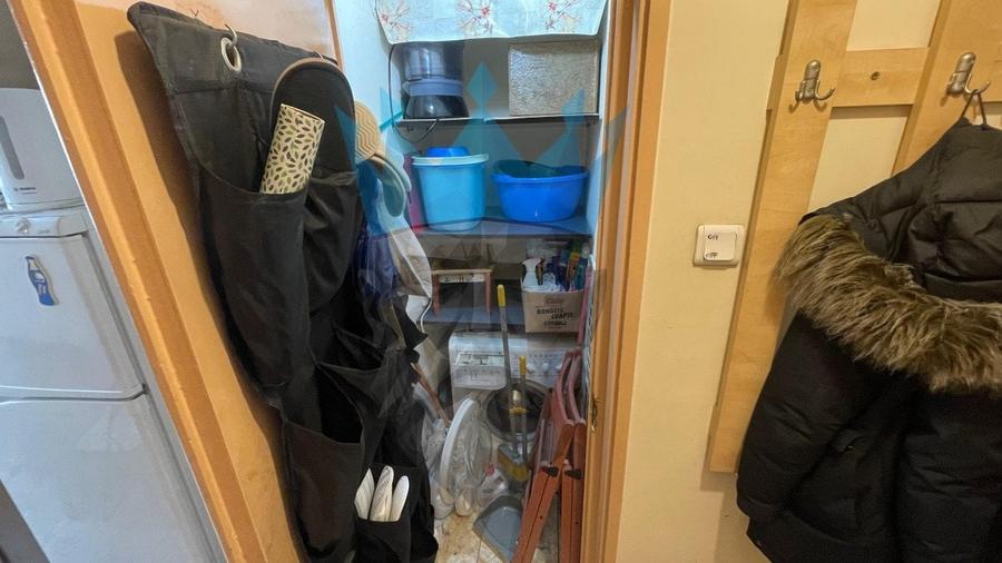 Apartament cu 2 camere semidecomandat, mobilat în Giulești