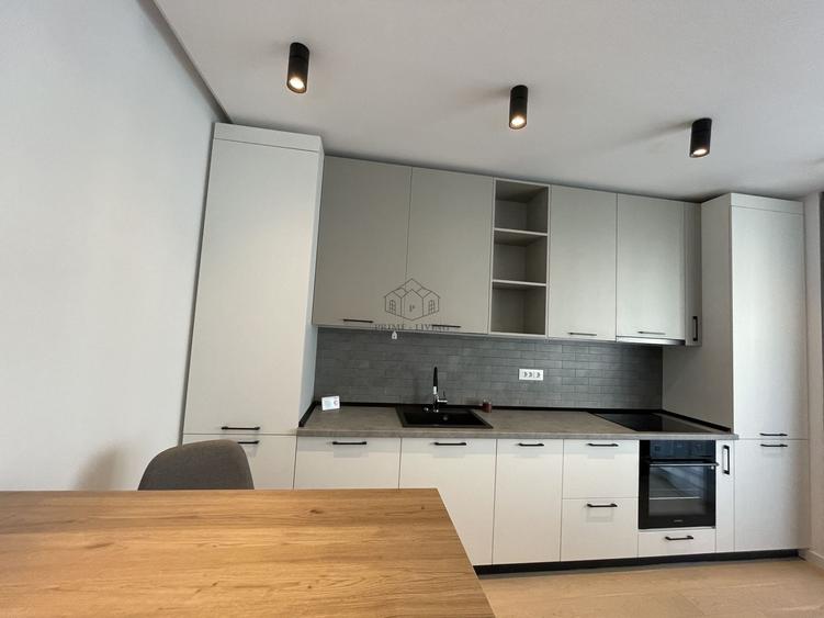 Apartament cu 2 camere semidecomandat, mobilat în Aviației