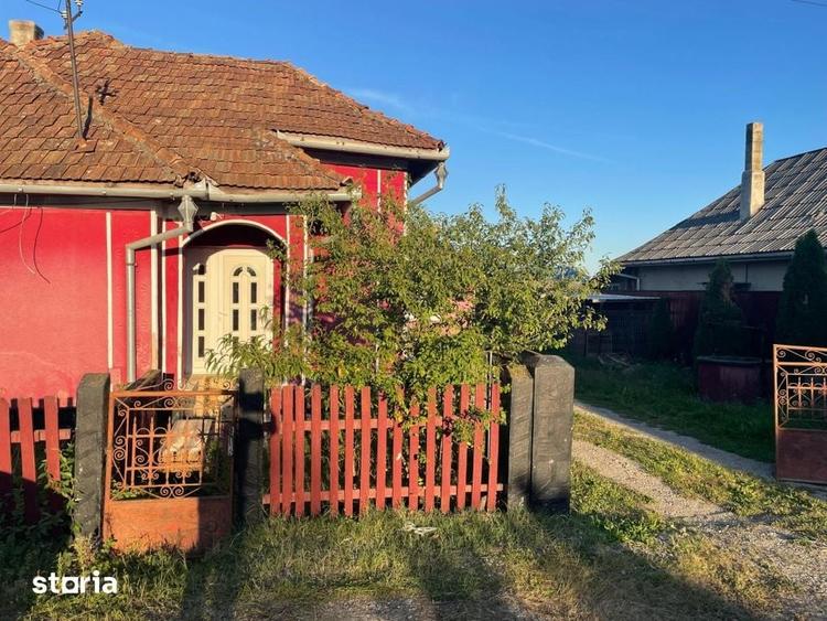 Casă cu 2 camere cu Teren 2751 Mp în Mireșu Mare
