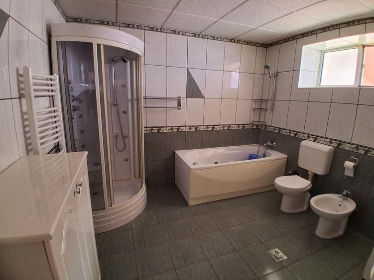 Casă cu 3 camere în Exterior Vest