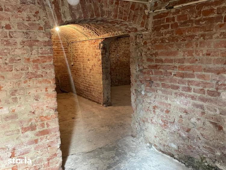 Apartament cu 5 camere în Orașul Nou