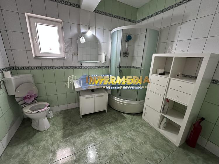 Spațiu comercial, de 100 mp, în Cetate