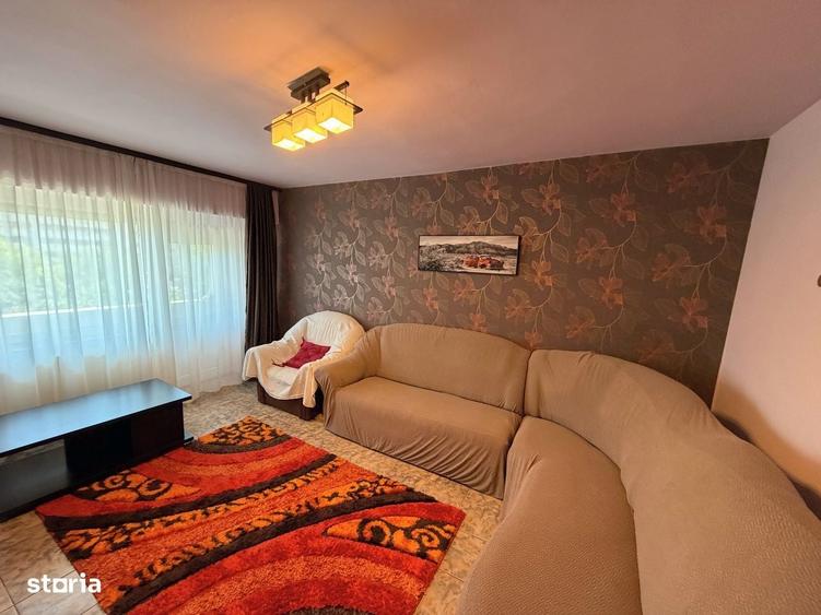 Inchiriez Apartament 3 camere, Faleza Nord zona Reyna | Proprietar - 4