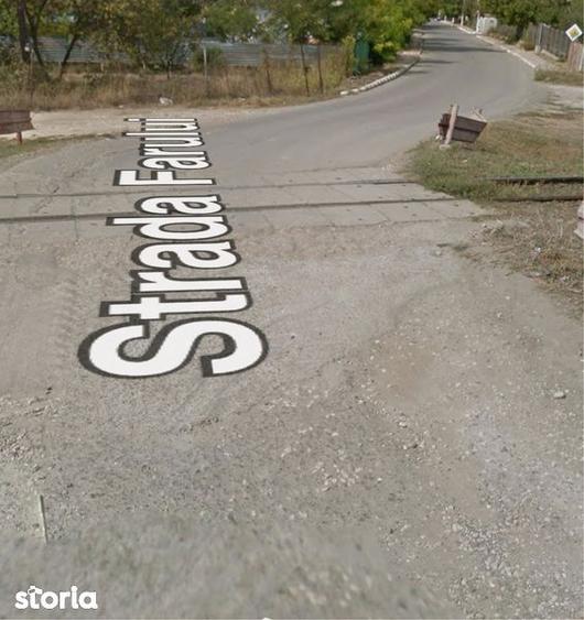 Teren de 2500 mp, în Tuzla