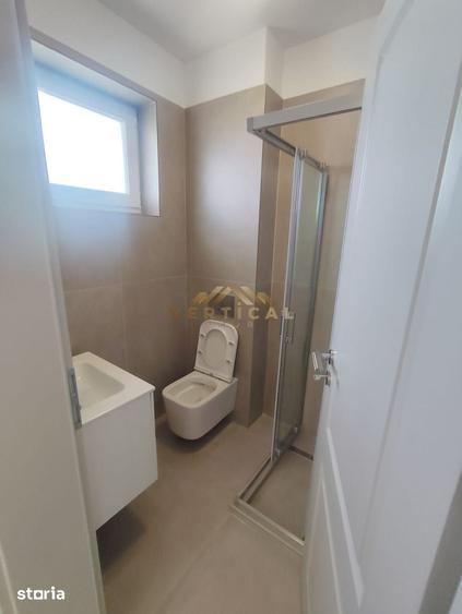 Casă cu 4 camere cu Teren 504 Mp în Vărăști