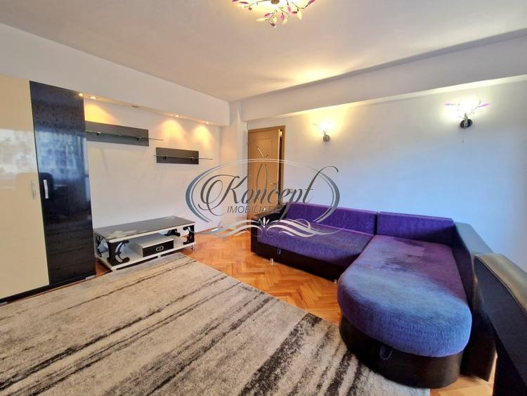 Apartament cu 3 camere decomandat, mobilat în Central
