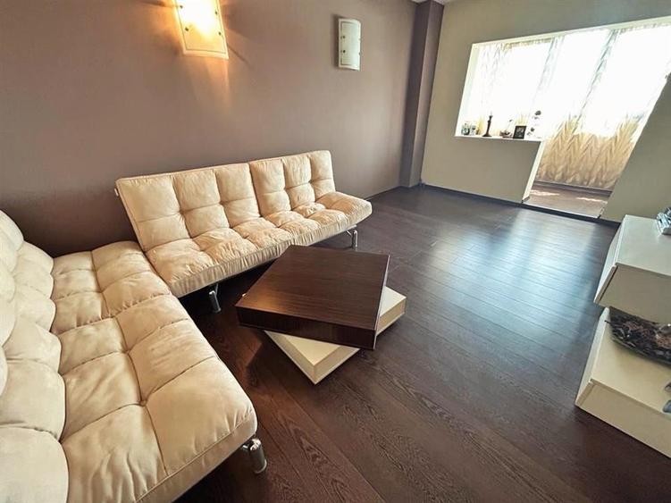 Apartament cu 3 camere decomandat în Cantacuzino