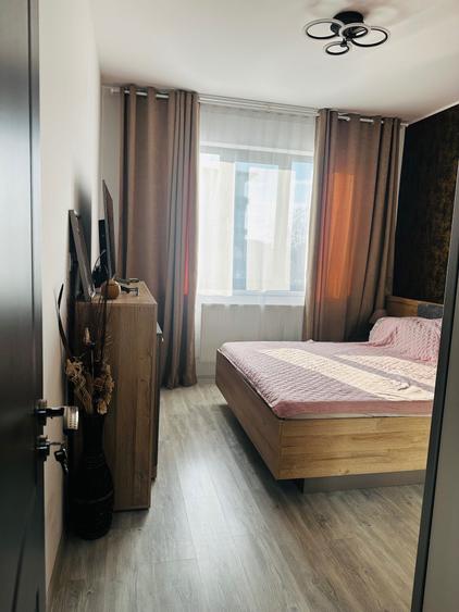 Apartament cu 3 camere decomandat în Chiajna